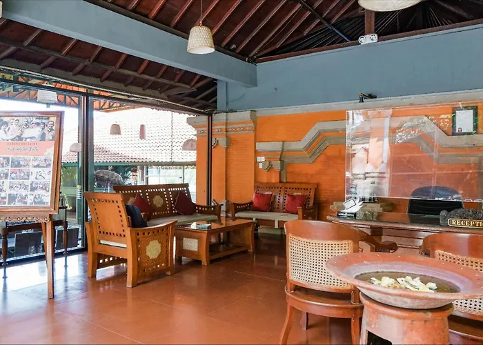 Ubud & CottagesHotel Malang